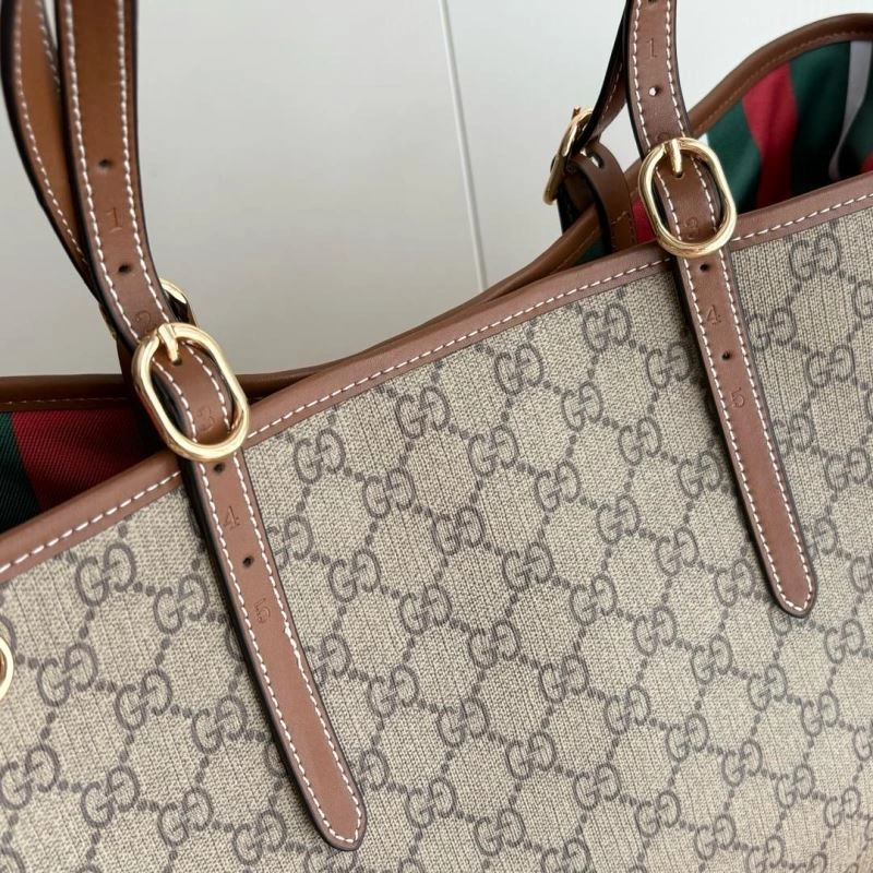 Versatile Gucci Shopping Bags 80718