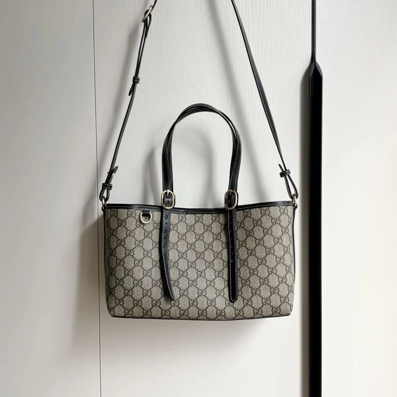 Flexible Gucci Shopping Bags 80755