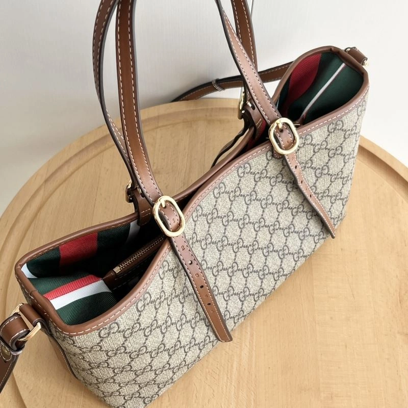 Sporty Gucci Shopping Bags 80780