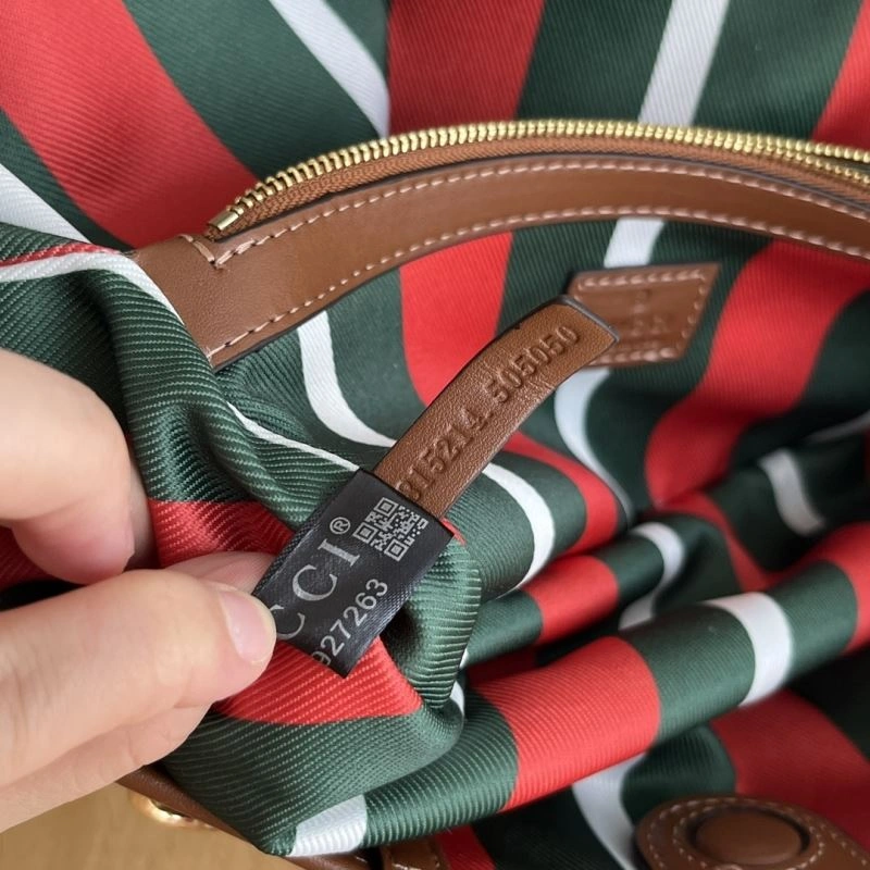 Sporty Gucci Shopping Bags 80780
