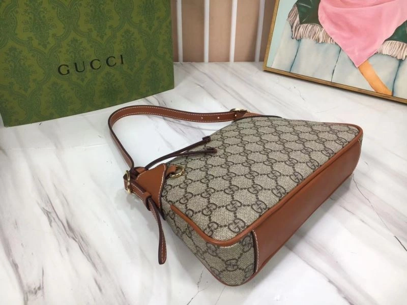 Lightweight Gucci Shopping Bags 80711
