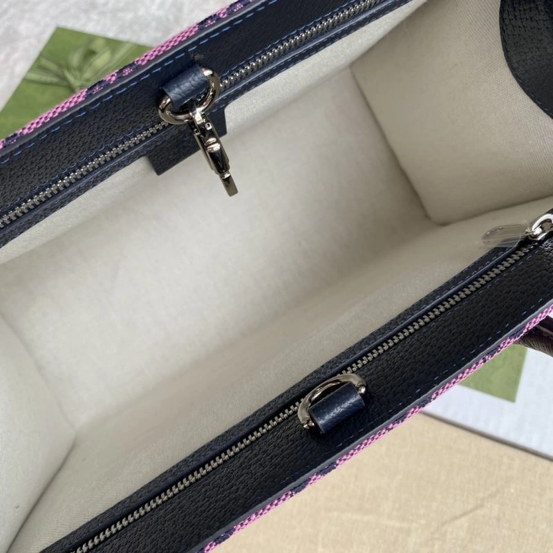Gucci Shopping Bags Compact 77641
