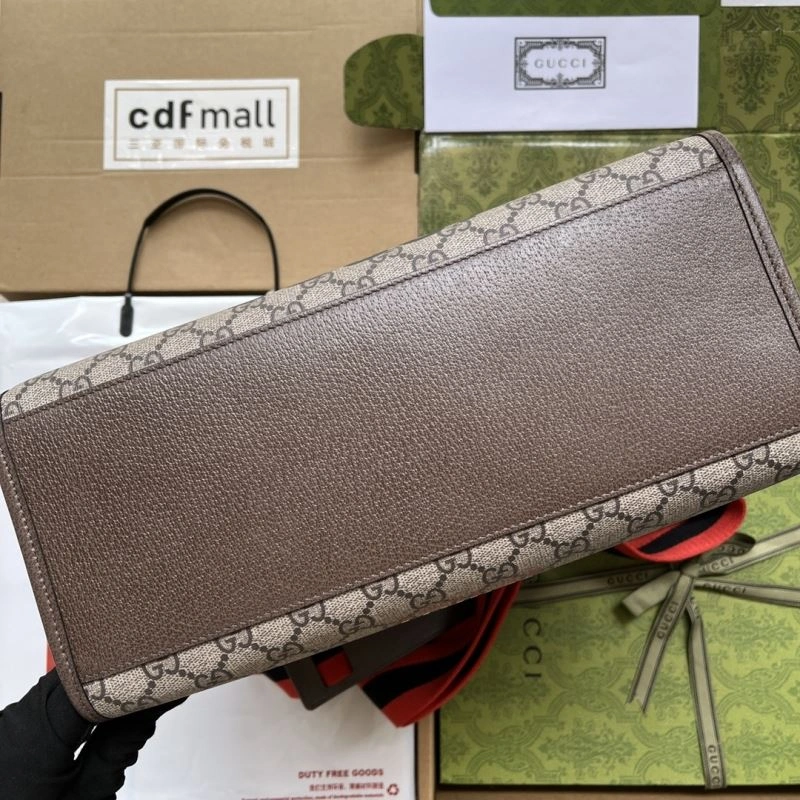 Practical Gucci Shopping Bags 77619