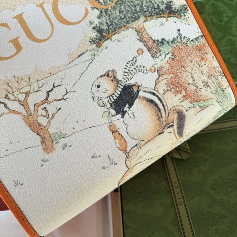 Trendsetting Gucci Shopping Bags 74454