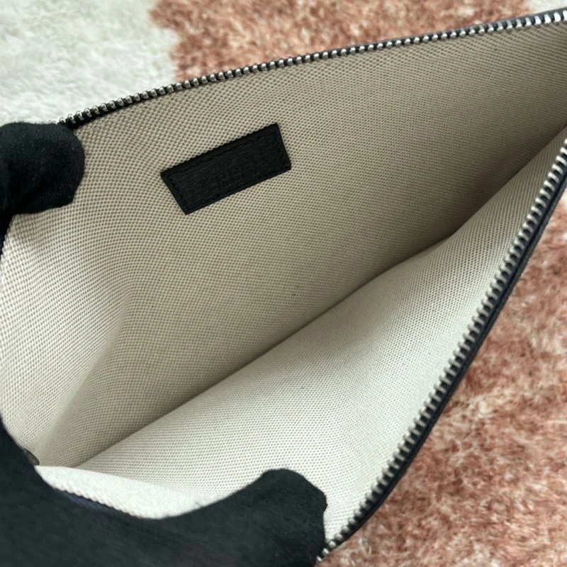 Bright Gucci Shopping Bags 74472