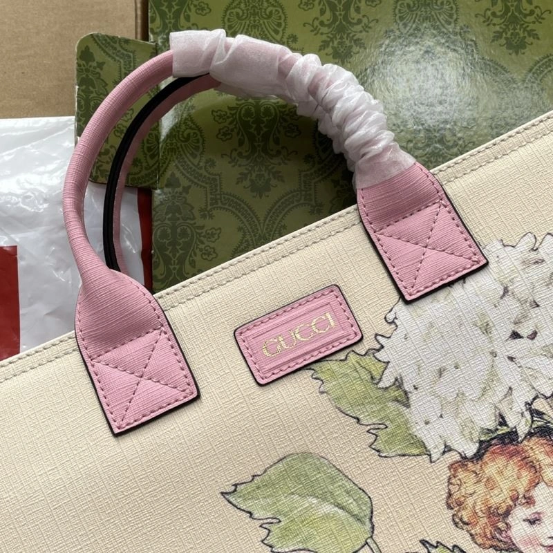 Vibrant Gucci Shopping Bags 74441