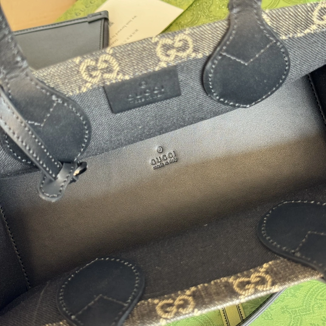 Gucci Shopping Bags ModernLook 72312
