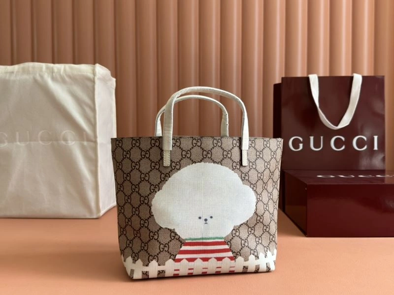 Vibrant Gucci Shopping Bags 67325
