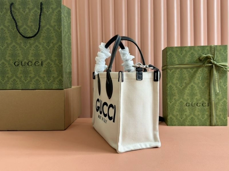 Gucci Shopping Bags WellDesigned 67323