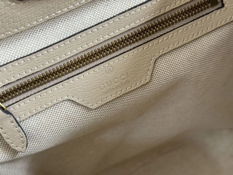 Resilient Gucci Shopping Bags 67313