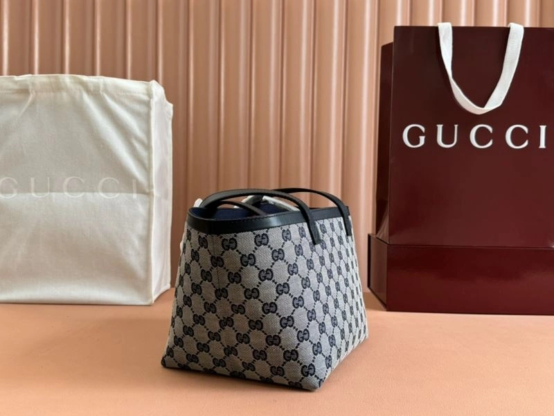 Gucci Shopping Bags WellDesigned 64790