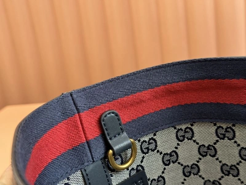 Gucci Shopping Bags WellDesigned 64790