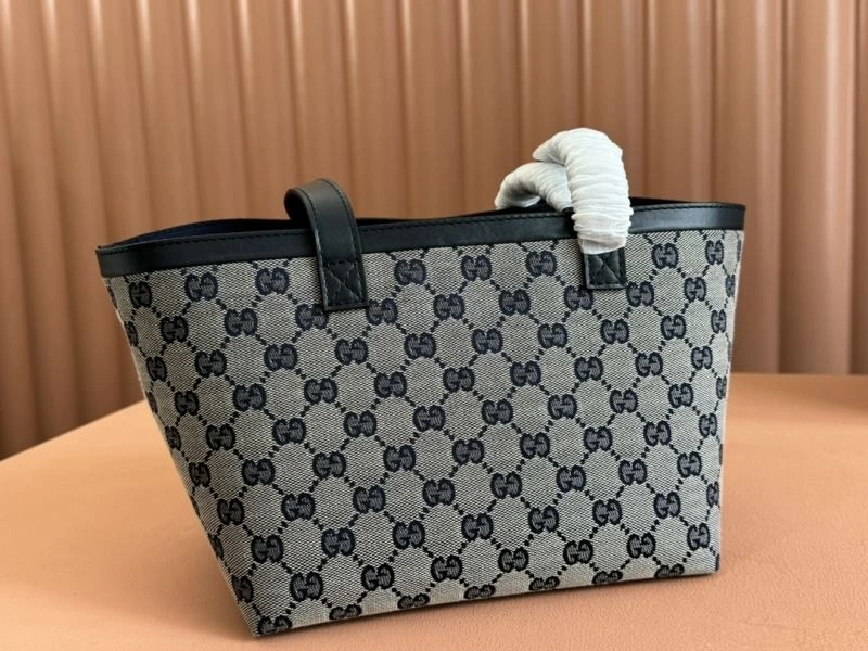 Gucci Shopping Bags WellDesigned 64790