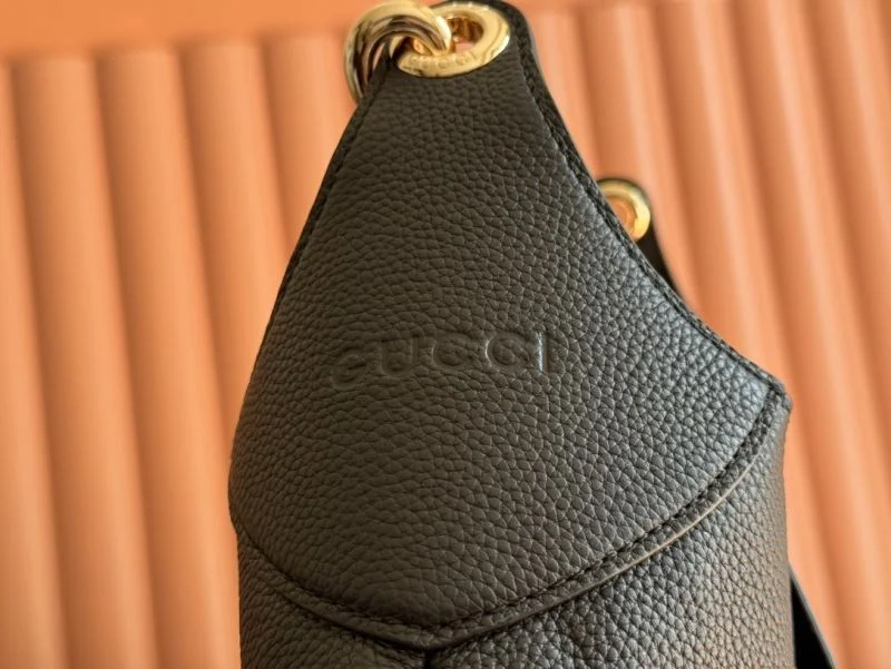 Gucci Shopping Bags Sophisticated 49692