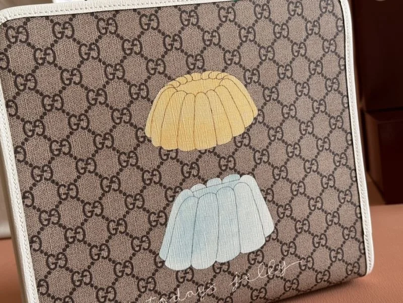 Gucci Shopping Bags WrinkleFree 49640