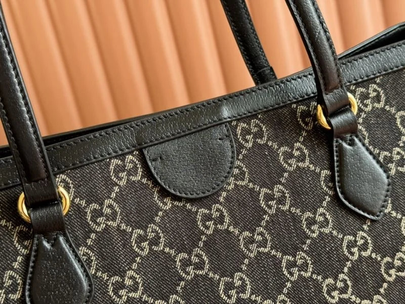 Gucci Shopping Bags FashionForward 49689