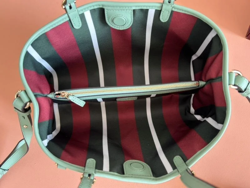 FashionForward Gucci Shopping Bags 49668