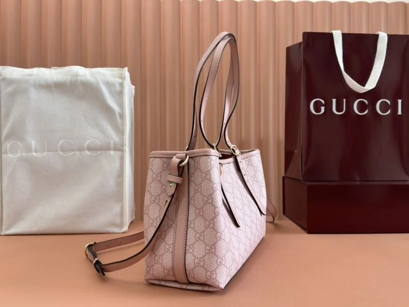 Gucci Shopping Bags UrbanChic 49624