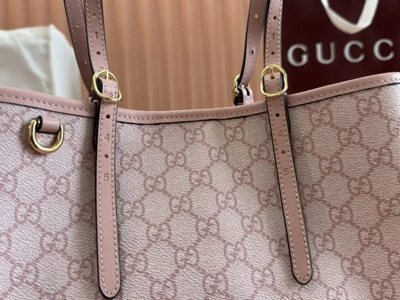 Gucci Shopping Bags UrbanChic 49624