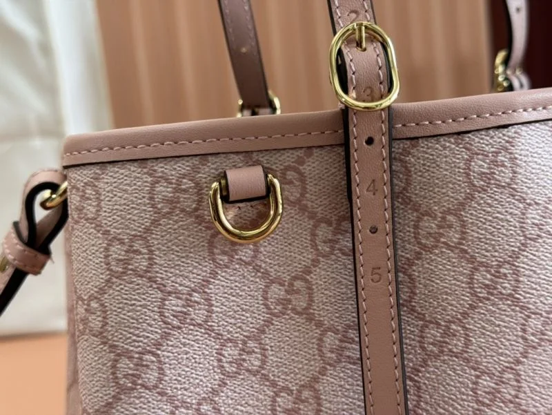 Gucci Shopping Bags UrbanChic 49624