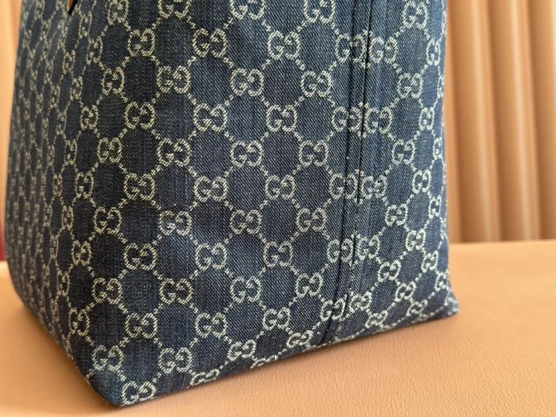 Gucci Shopping Bags Modern 49621