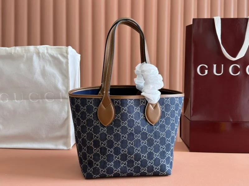 Gucci Shopping Bags ModernLook 49620