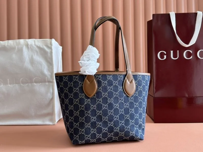 Gucci Shopping Bags ModernLook 49620