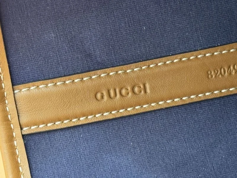 Gucci Shopping Bags ModernLook 49620