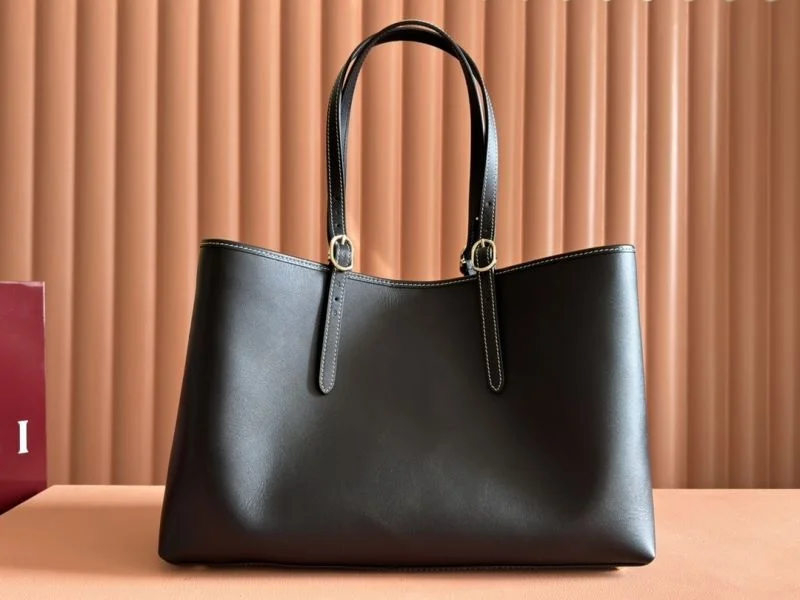 TravelReady Gucci Shopping Bags 49655