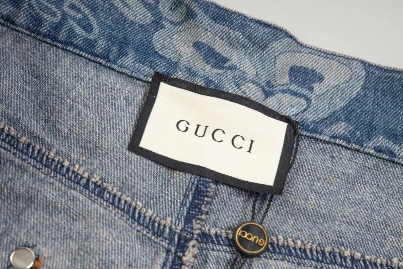 Gucci Short Pants Breathable 128559