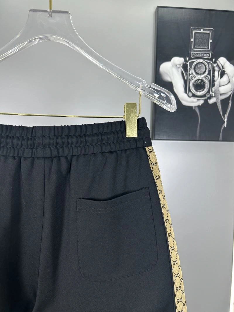 Gucci Short Pants Elegant 128537