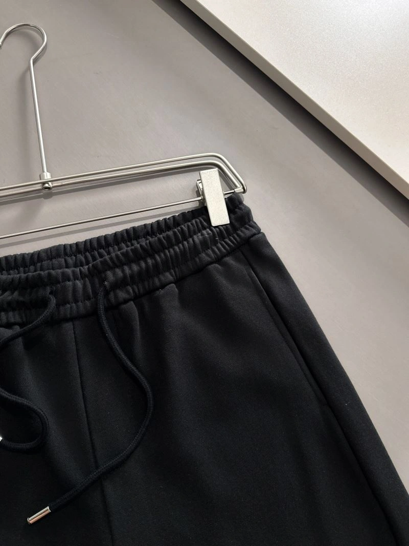 Supportive Gucci Short Pants 128546