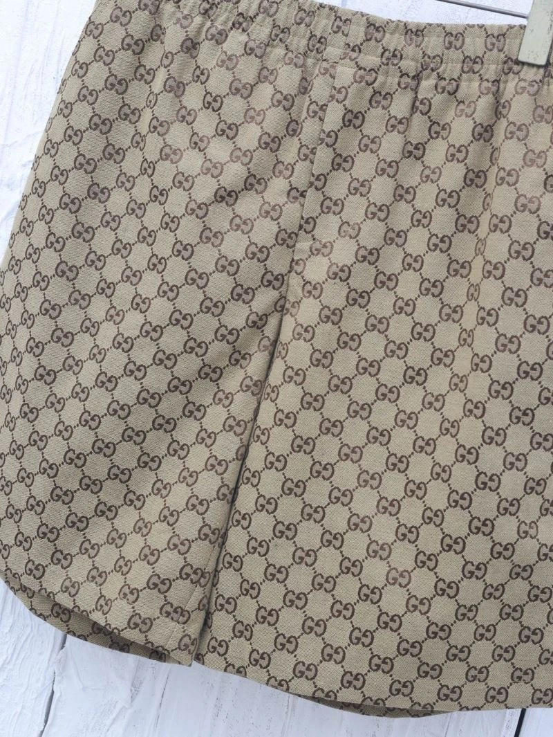 Gucci Short Pants Snug 128523