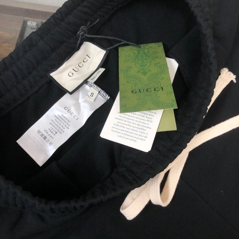 Timeless Gucci Short Pants 128790