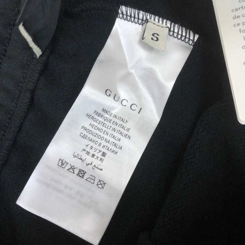 Timeless Gucci Short Pants 128790