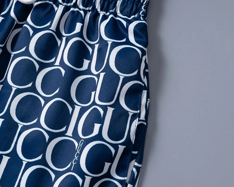 Gucci Short Pants Unisex 129008
