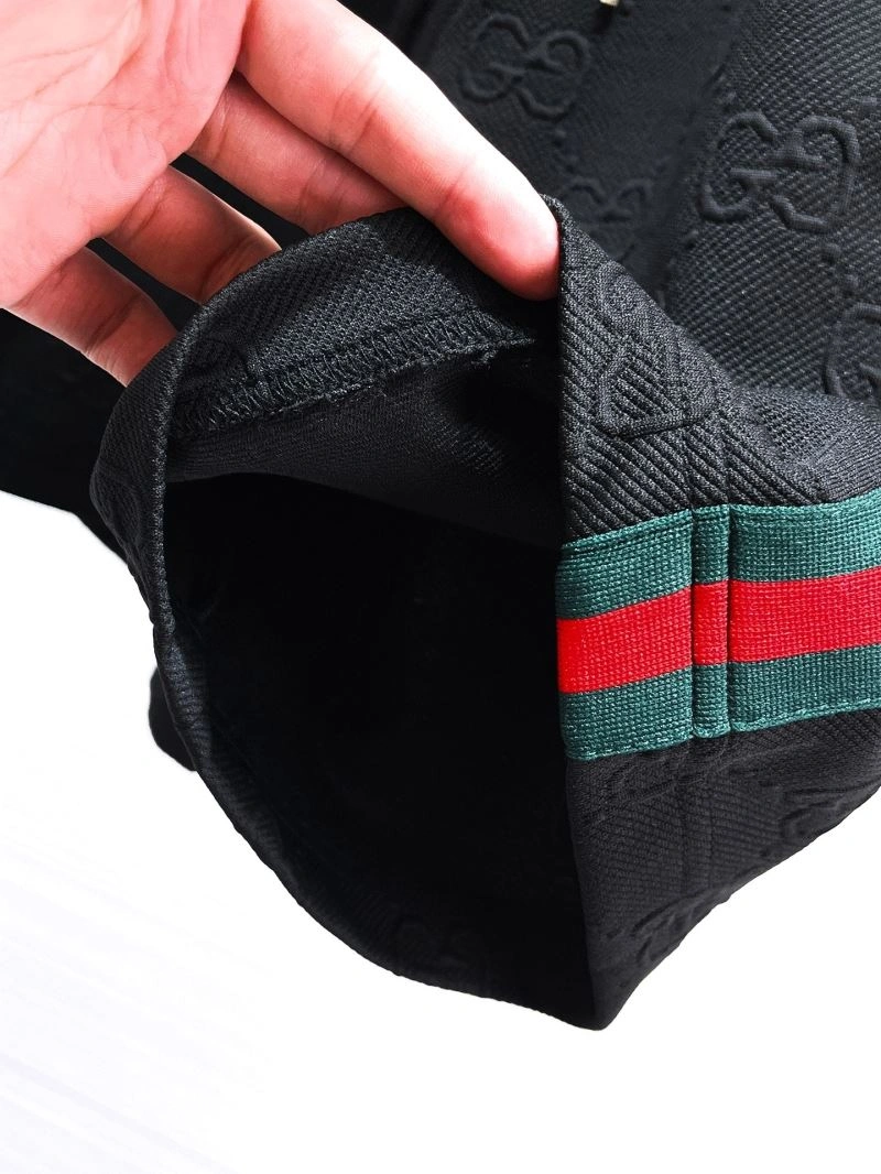 Gucci Short Pants Breathable 127995