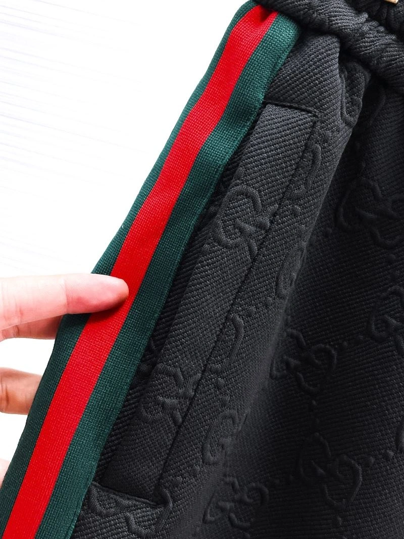 Gucci Short Pants Breathable 127995