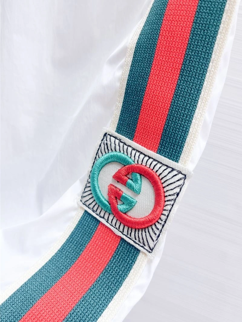 Gucci Short Pants Breathable 127965