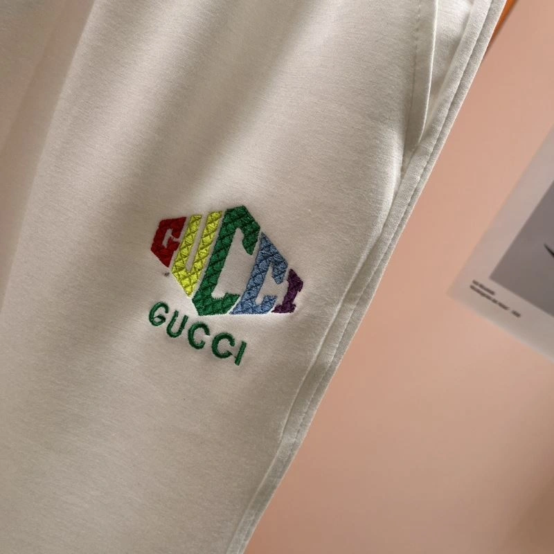 Gucci Short Pants EasyMatch 127957