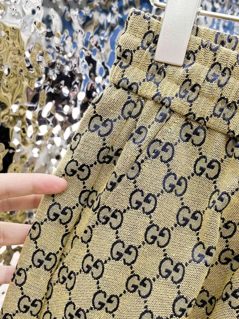 Trendsetting Gucci Short Pants 127562
