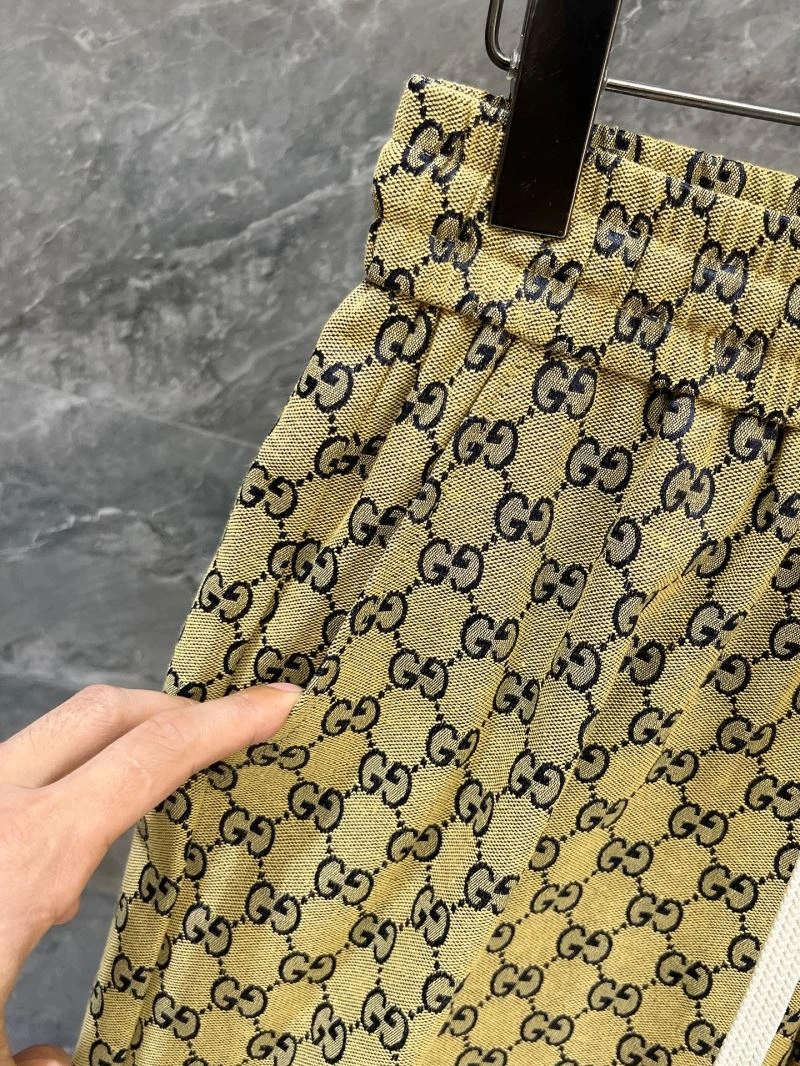 Versatile Gucci Short Pants 127559