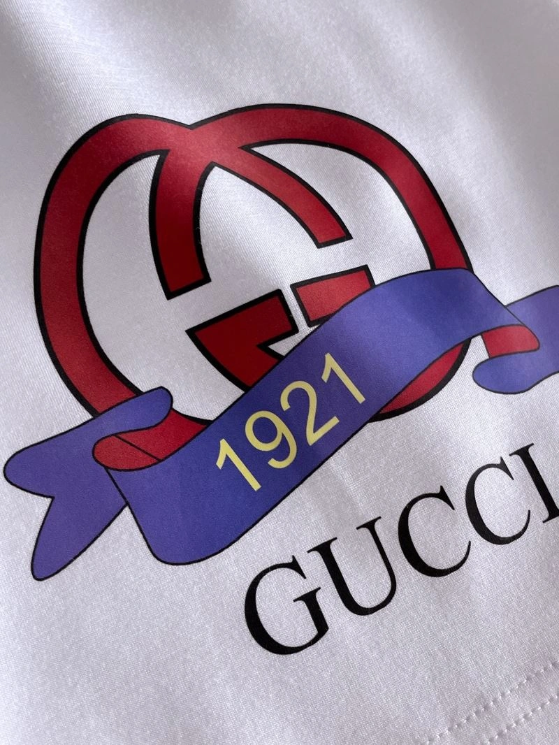 Gucci Short Pants EasyMatch 127541