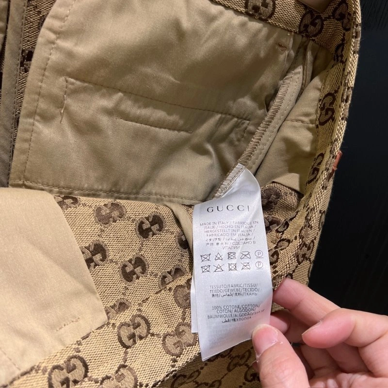 Refined Gucci Short Pants 124416