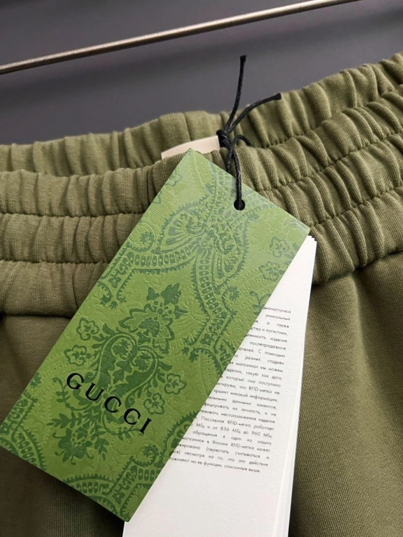 Breathable Gucci Short Pants 126747
