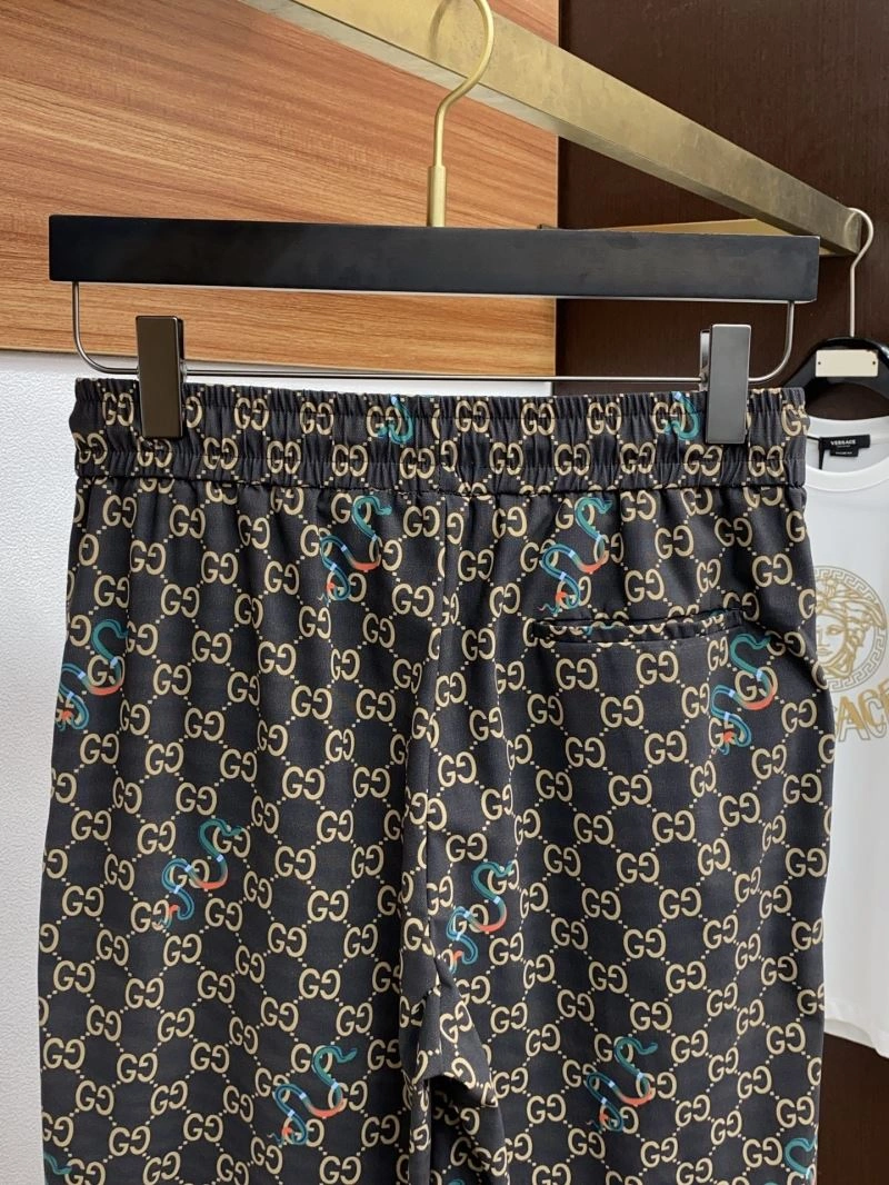 Stretchable Gucci Short Pants 126738