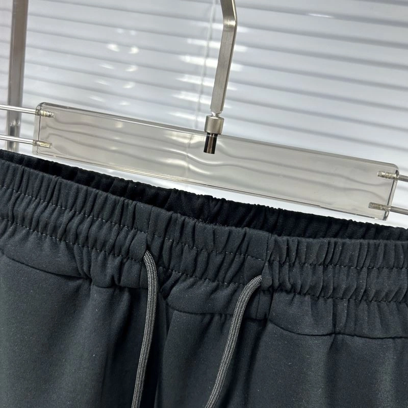 Trendy Gucci Short Pants 126710