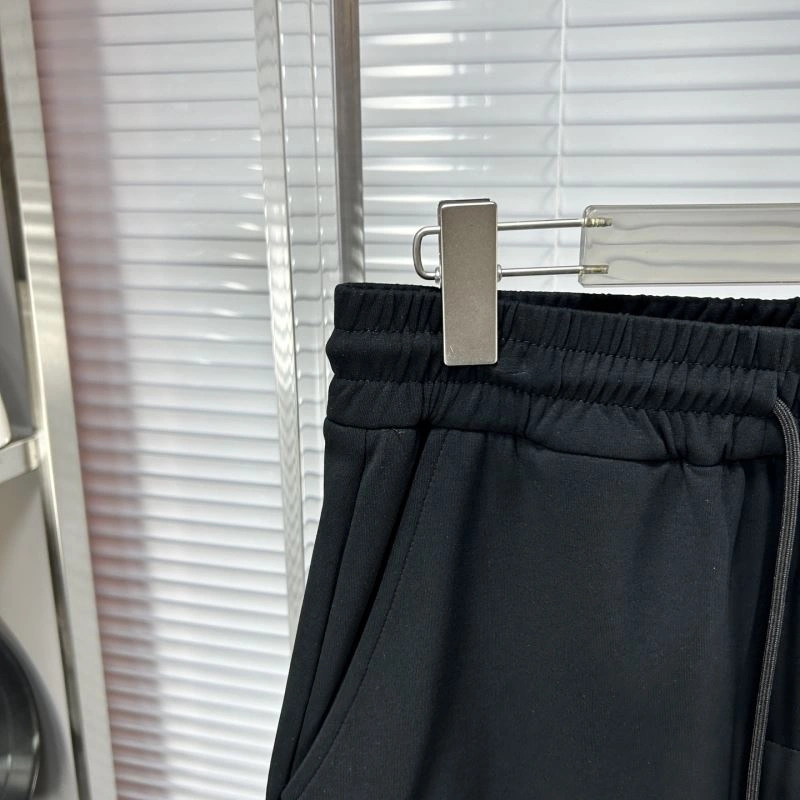 Trendy Gucci Short Pants 126710