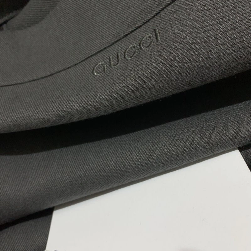 ZipUp Gucci Short Pants 124727