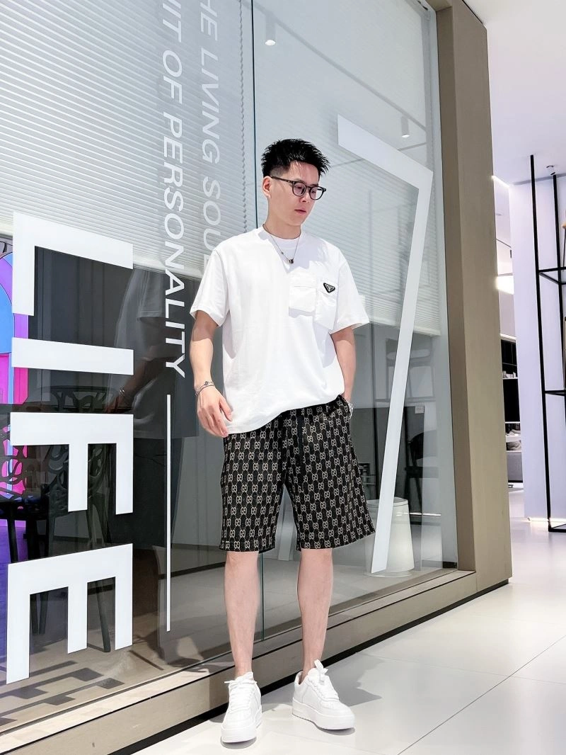 Gucci Short Pants Minimalist 126278